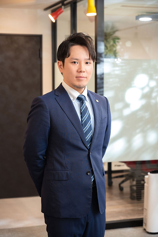 税理士　小泉 佳弘